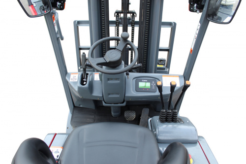 Электрический погрузчик LEMA FE 15-4F DX30